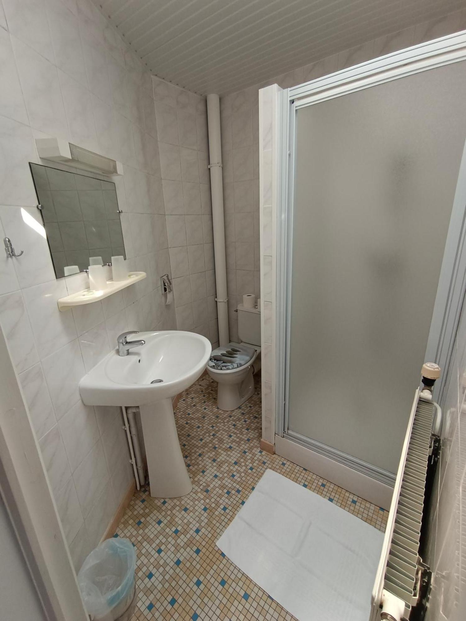 La Cocotte Normande Hotel Coudeville Bagian luar foto